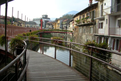 Il “lago ribelle”, un “lago al contrario”